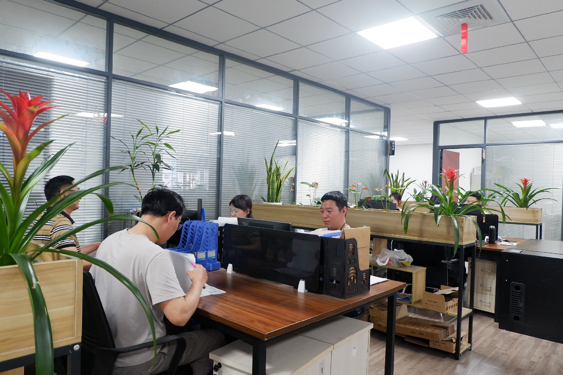 綜合辦公區(qū)